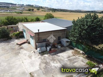 casa indipendente in vendita a Matera in zona Rione Piccianello