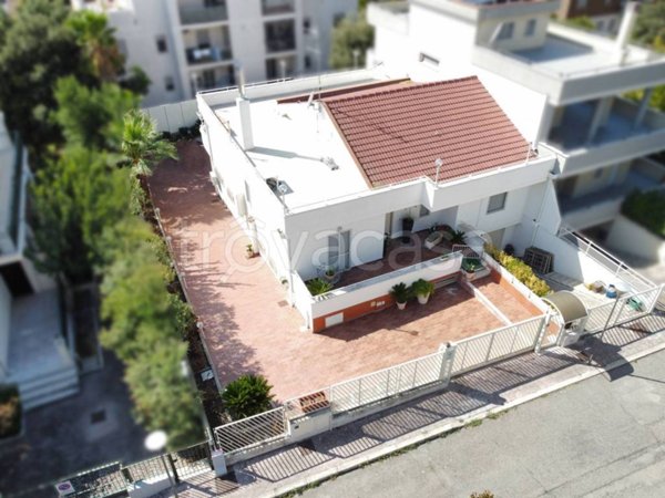 casa indipendente in vendita a Matera in zona Rione Agna
