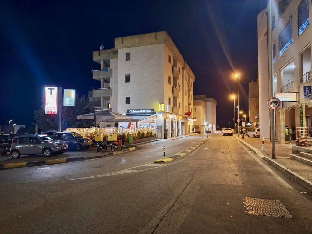 negozio in vendita a Matera
