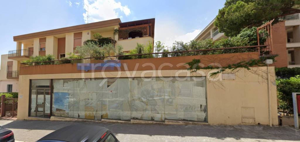 negozio in vendita a Matera in zona Centro Città