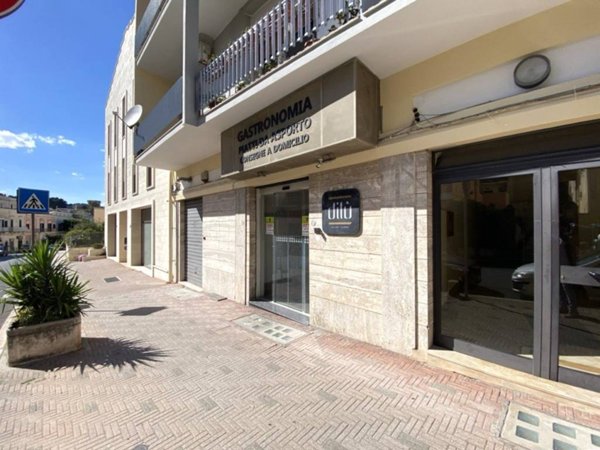 negozio in vendita a Matera in zona Centro Città