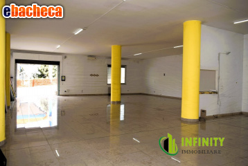negozio in vendita a Matera