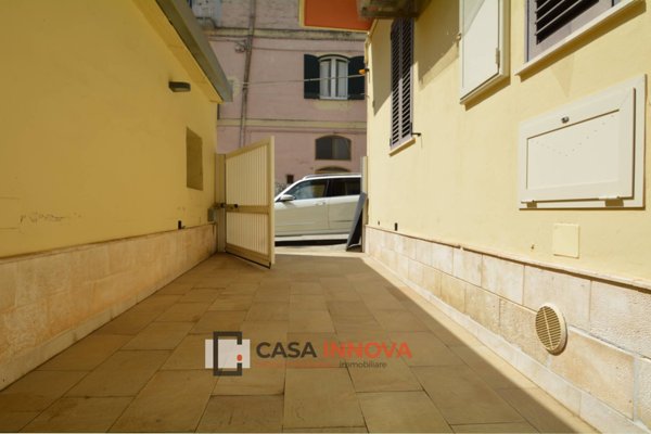 ufficio in vendita a Matera in zona Centro Città