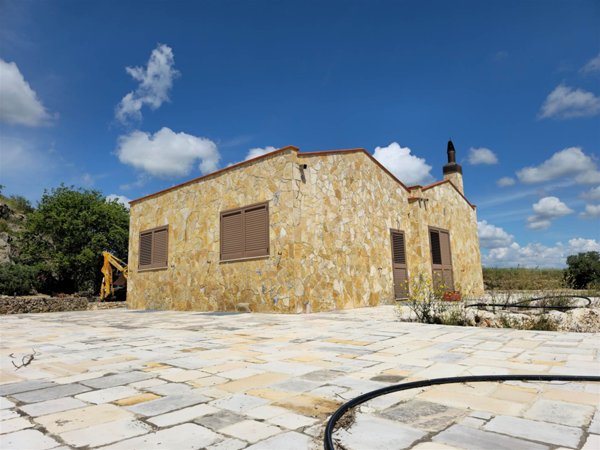 casa indipendente in vendita a Matera