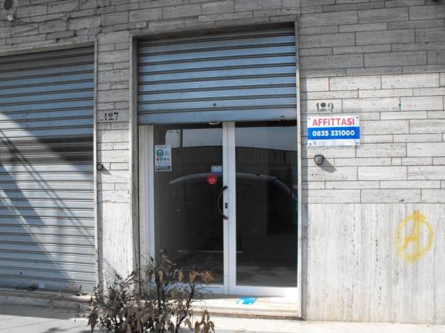 negozio in vendita a Matera