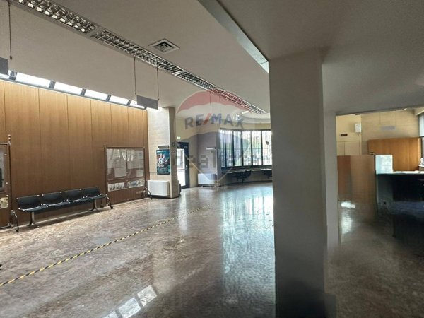 negozio in vendita a Matera in zona Rione Piccianello