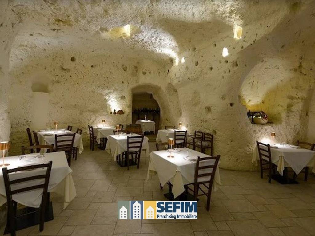 negozio in vendita a Matera