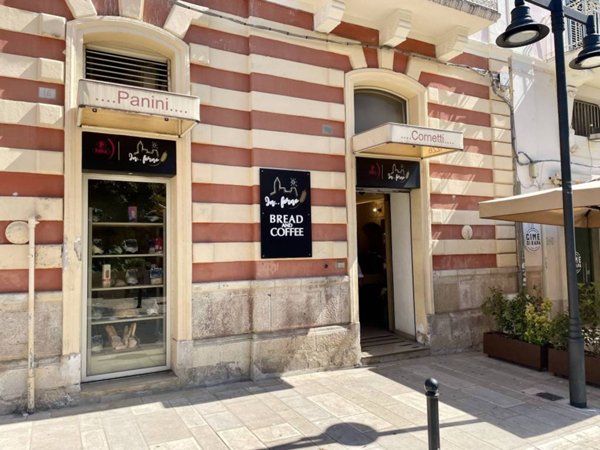 negozio in vendita a Matera