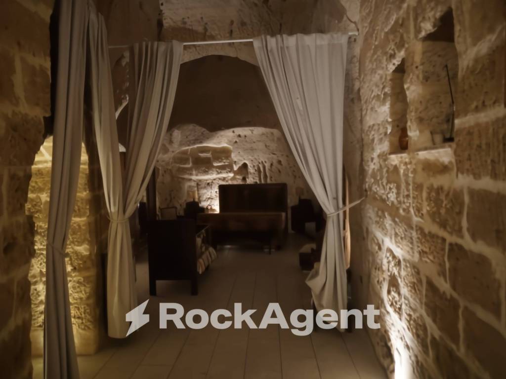 intera palazzina in vendita a Matera
