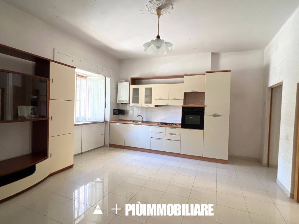 appartamento in vendita a Matera in zona Rione Piccianello