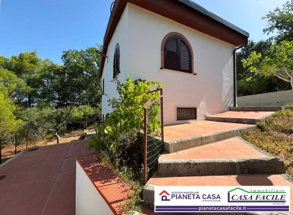 casa indipendente in vendita a Matera