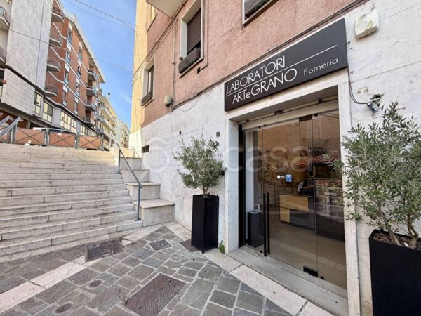 negozio in vendita a Matera in zona Centro Città