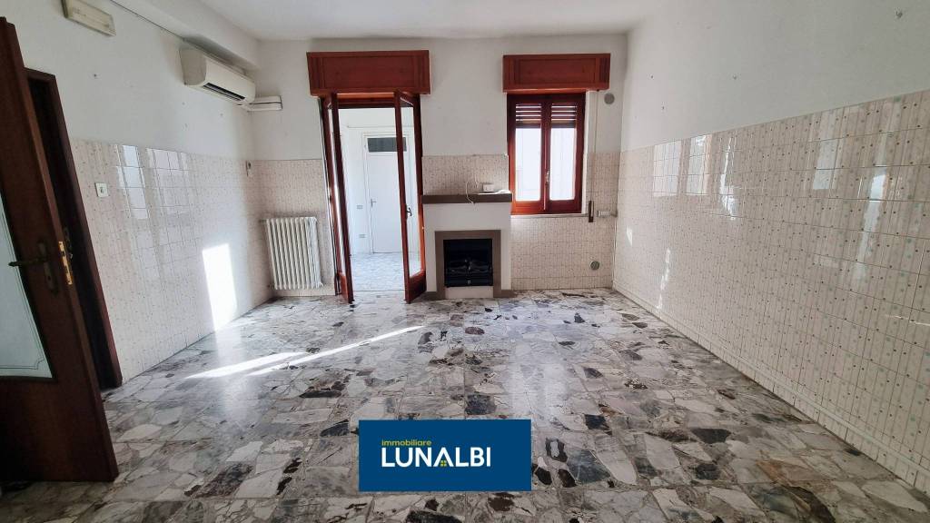 appartamento in vendita a Matera in zona Rione Spine Bianche