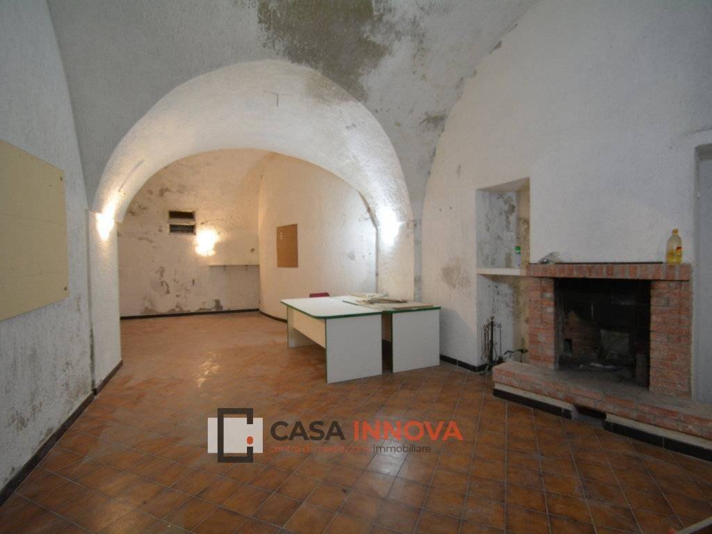 locale commerciale in vendita a Matera