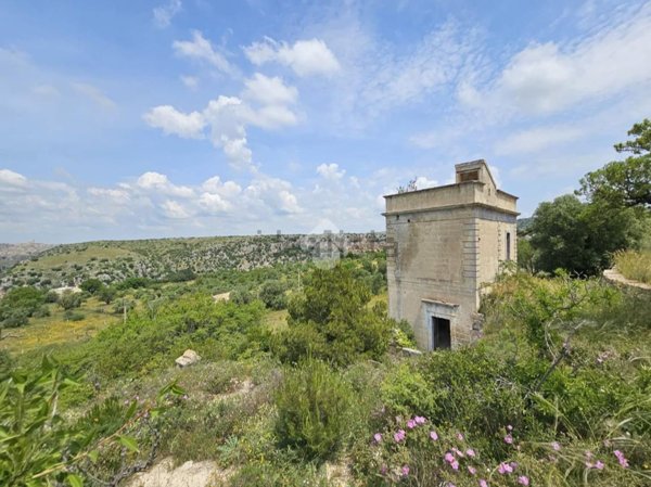 casa indipendente in vendita a Matera in zona Centro Città