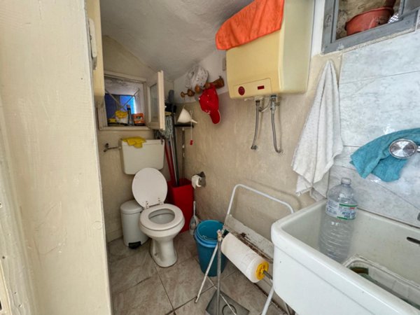 locale commerciale in vendita a Matera