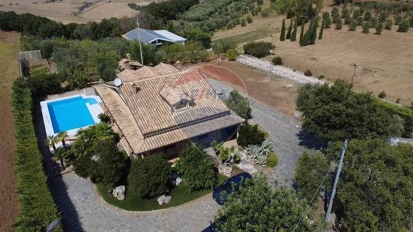 casa indipendente in vendita a Matera