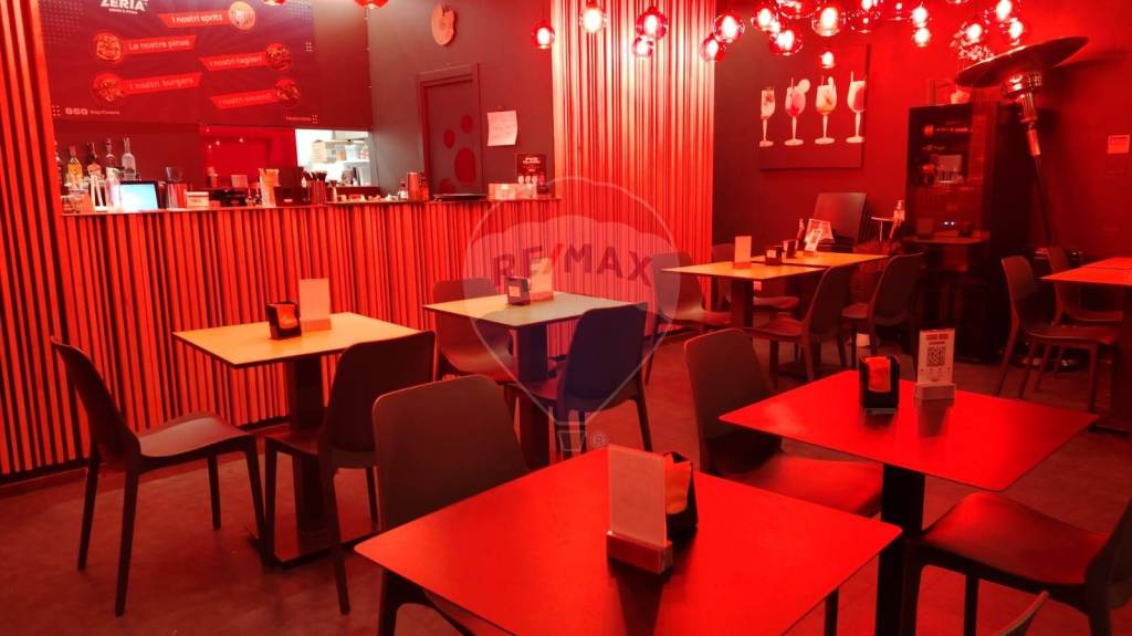 negozio in vendita a Matera in zona Centro Città