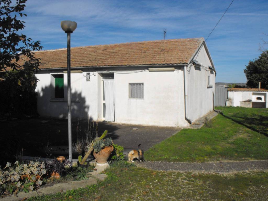 casa indipendente in vendita a Matera