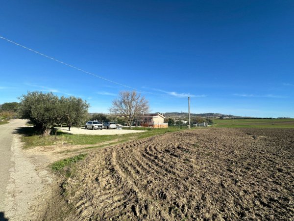 casa indipendente in vendita a Matera