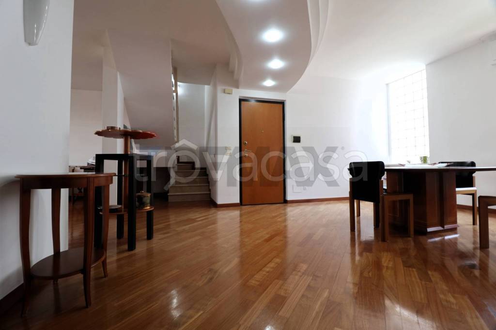 casa indipendente in vendita a Matera in zona Centro Città