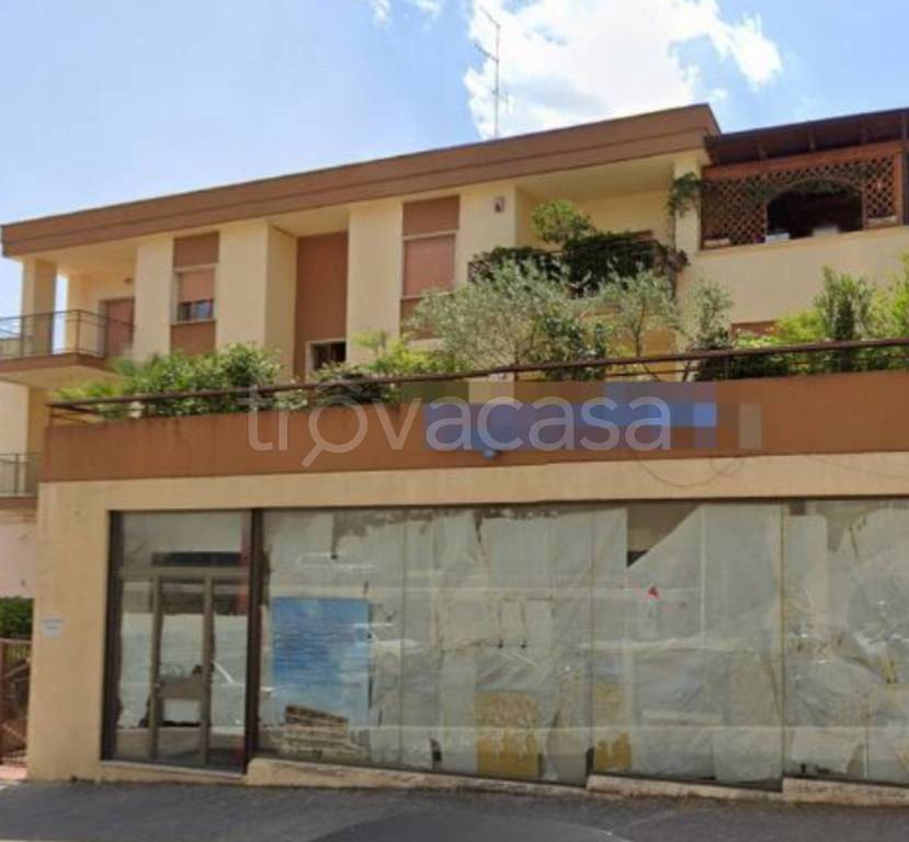 negozio in vendita a Matera in zona Centro Città