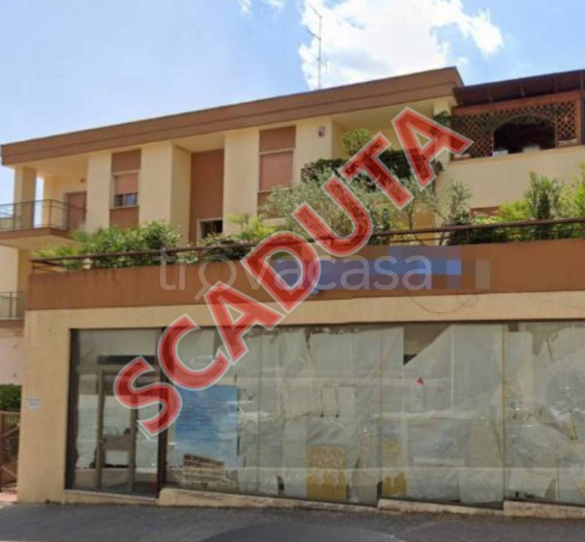 negozio in vendita a Matera in zona Centro Città