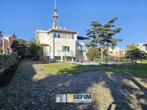 casa indipendente in vendita a Matera in zona Centro Città