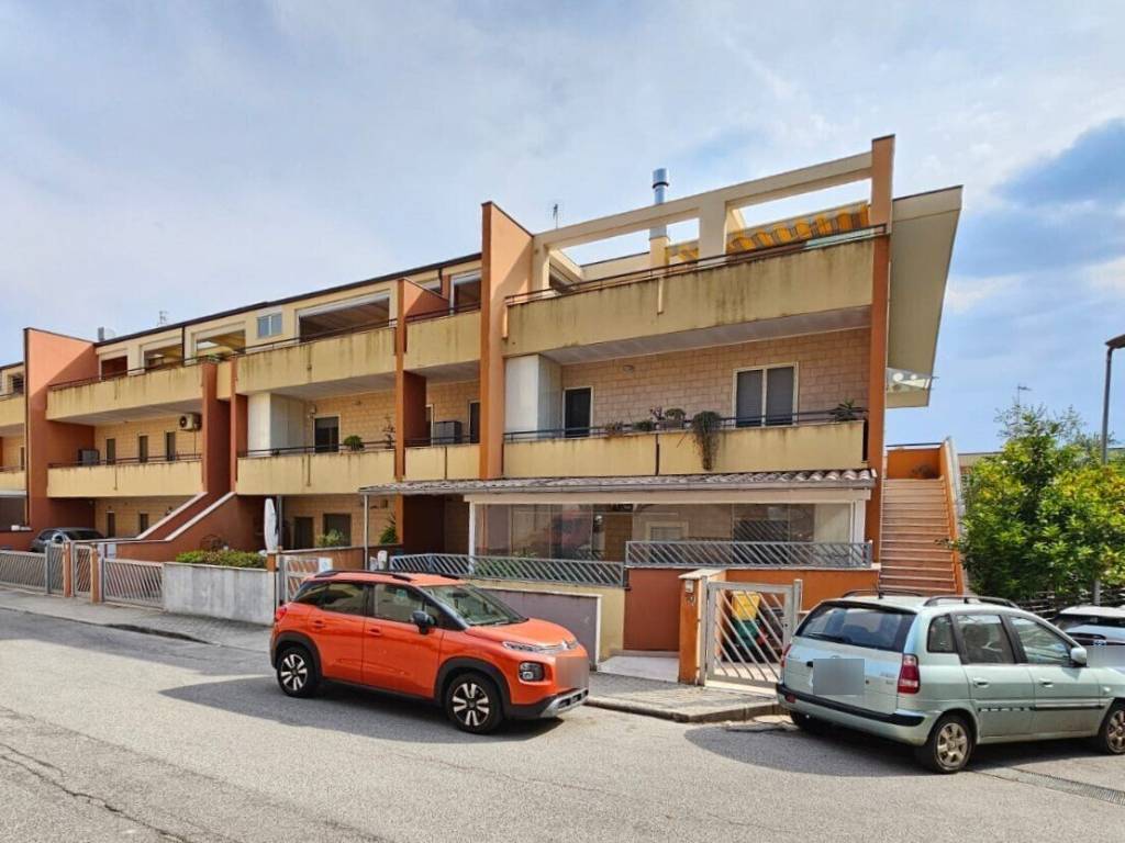 casa indipendente in vendita a Matera