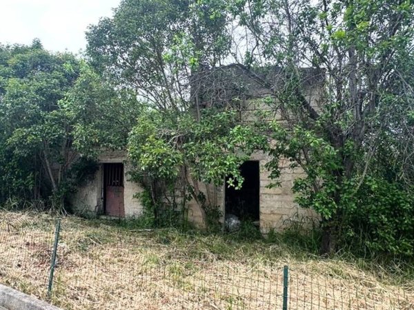 casa indipendente in vendita a Matera