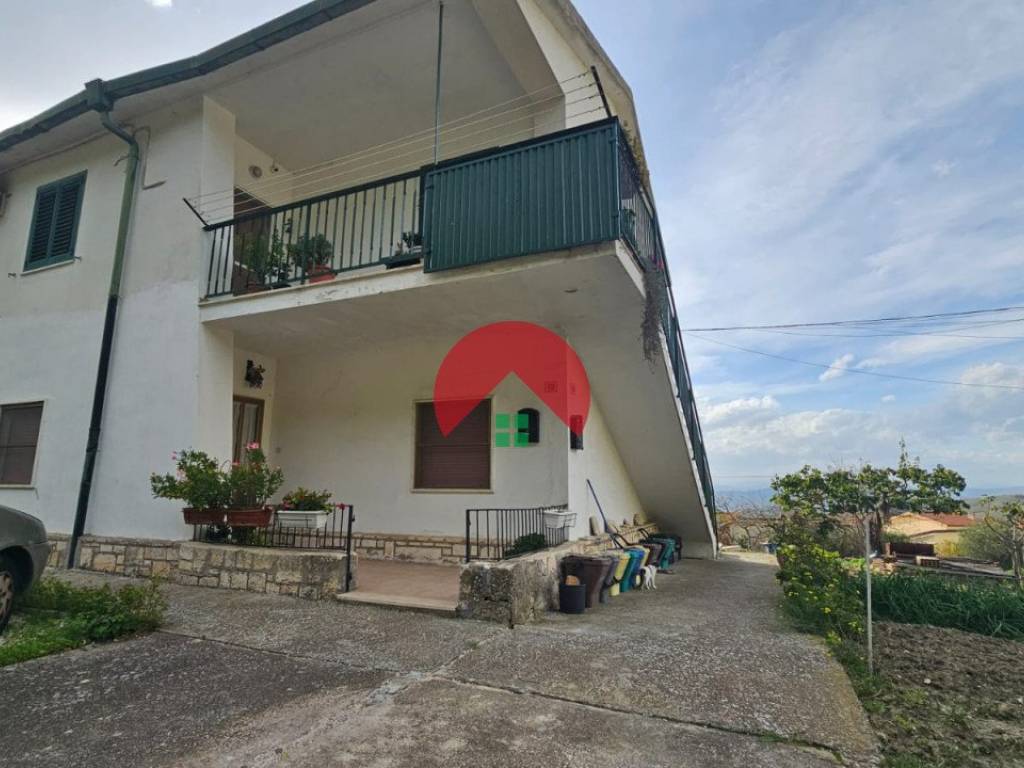 appartamento in vendita a Matera in zona Rione Agna