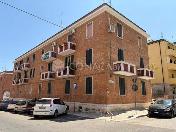 appartamento in vendita a Matera in zona Rione Spine Bianche