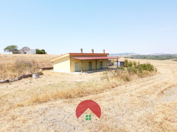 locale di sgombero in vendita a Matera