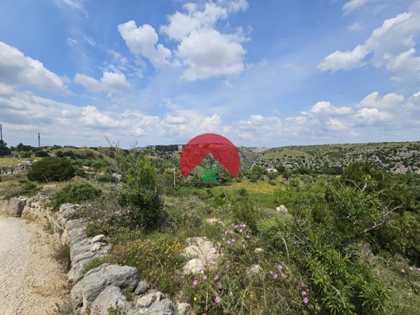casa indipendente in vendita a Matera in zona Rione Cappuccini