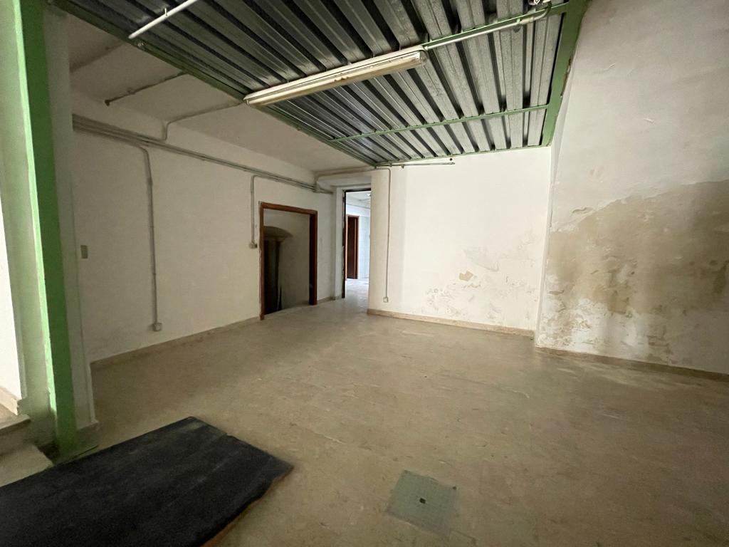 negozio in vendita a Matera in zona Centro Città