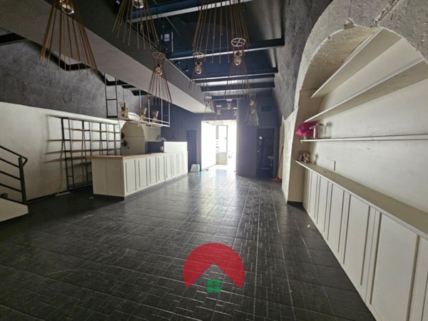 negozio in vendita a Matera in zona Centro Città