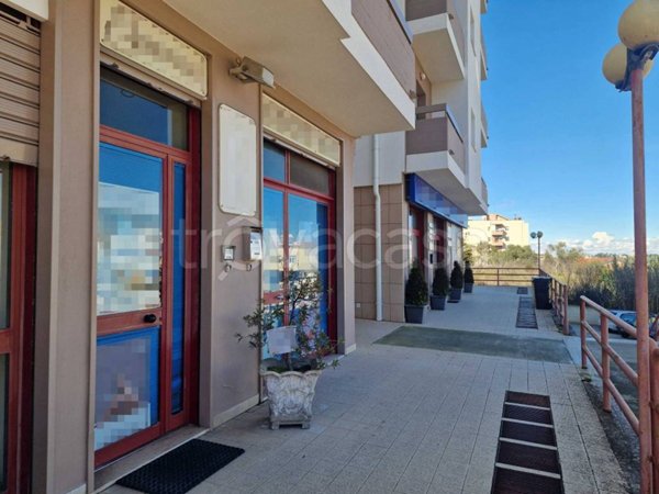 locale commerciale in vendita a Matera
