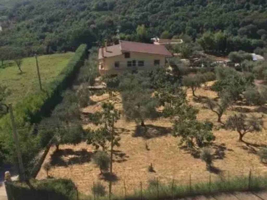casa indipendente in vendita a Miglionico