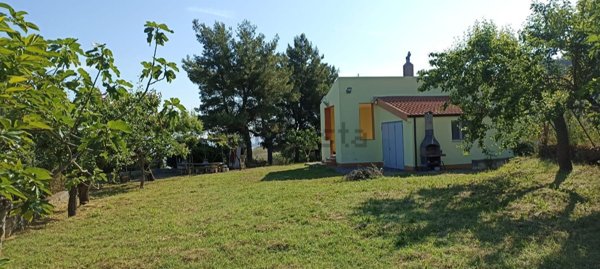 casa indipendente in vendita a Miglionico