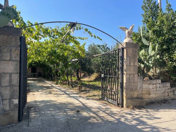casa indipendente in vendita a Montescaglioso