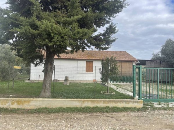 casa indipendente in vendita a Montescaglioso