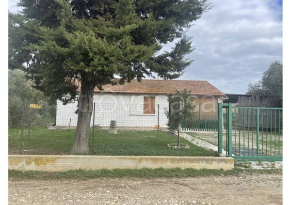 casa indipendente in vendita a Montescaglioso