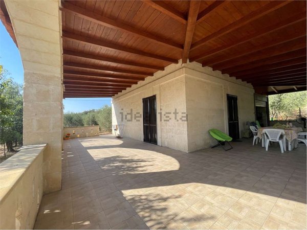 casa indipendente in vendita a Montescaglioso