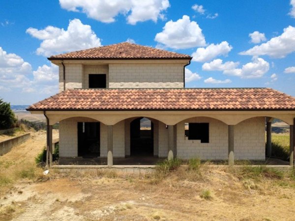 casa indipendente in vendita a Montescaglioso