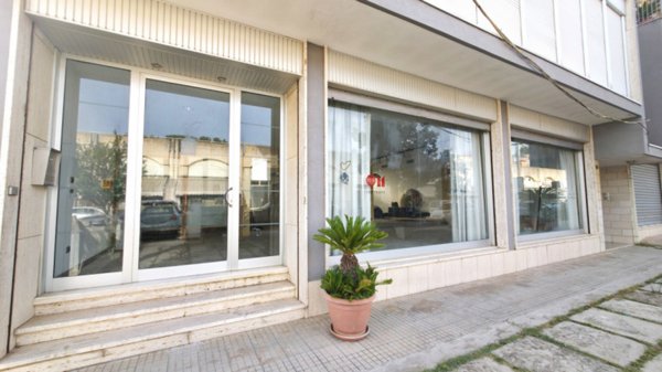 locale commerciale in vendita a Montescaglioso