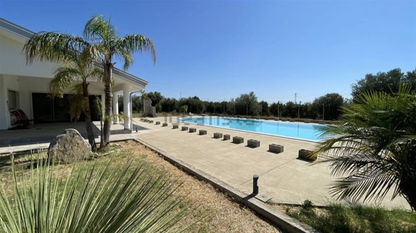 casa indipendente in vendita a Nova Siri
