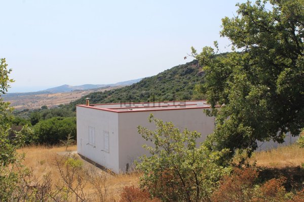 casa indipendente in vendita a Nova Siri