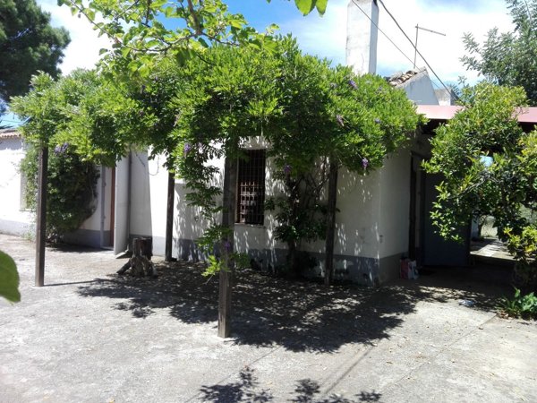 casa indipendente in vendita a Nova Siri