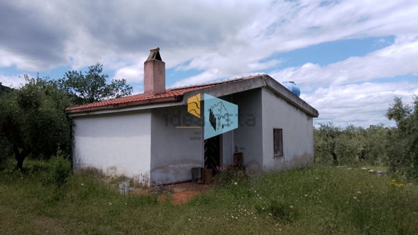 casa indipendente in vendita a Nova Siri