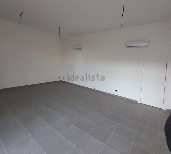 locale commerciale in vendita a Nova Siri